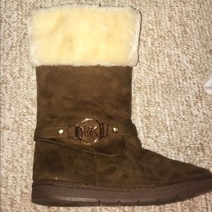 MICHEAL KORS BOOTS